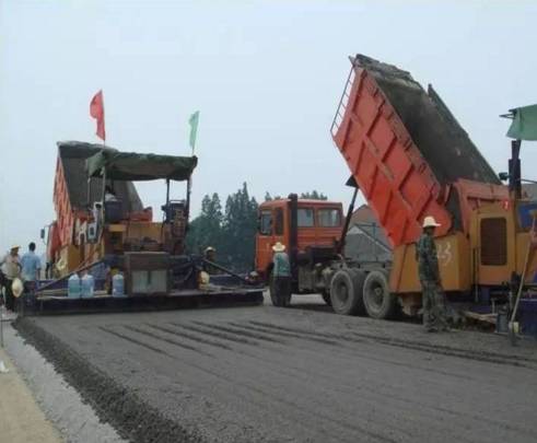  旧路面翻新沥青道路施工